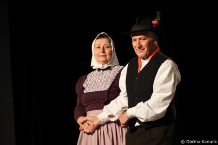 Ples in glasba izpod kamniških planin v izvedbi Folklorne skupine Kamnik in njihovih prijateljev  (45)